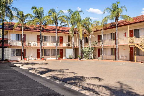 Econo Lodge Griffith Motor Inn - Accommodation Port Macquarie 2