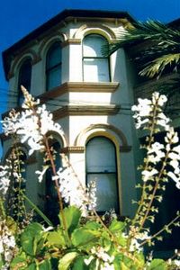 Admiral Collingwood Lodge - Accommodation Port Macquarie 0