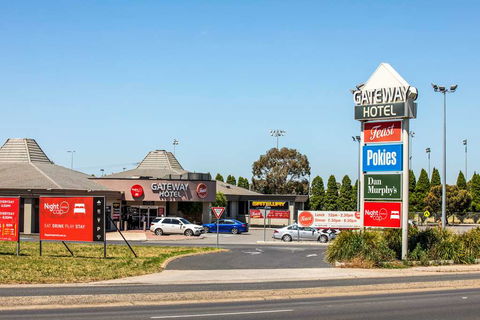 Nightcap At Gateway Hotel - Accommodation Port Macquarie 1
