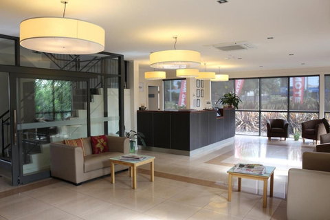 Bairnsdale International - Accommodation Port Macquarie 1