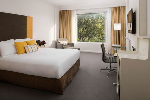 Rydges Bankstown - Accommodation Port Macquarie 2
