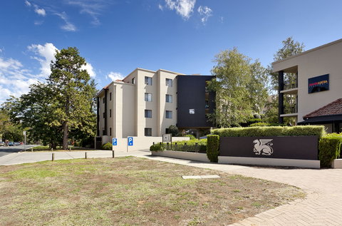 Astra Apartments The Griffin - Accommodation Port Macquarie 3