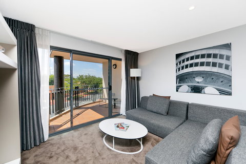 Astra Apartments The Griffin - Accommodation Port Macquarie 4