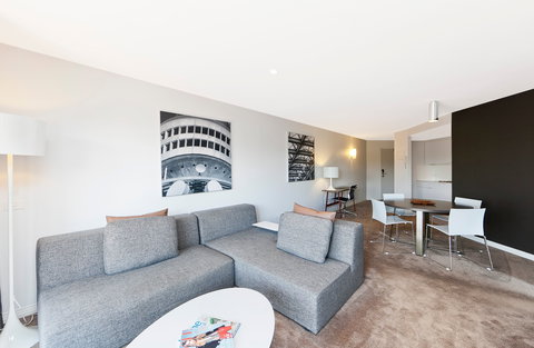 Astra Apartments The Griffin - Accommodation Port Macquarie 11