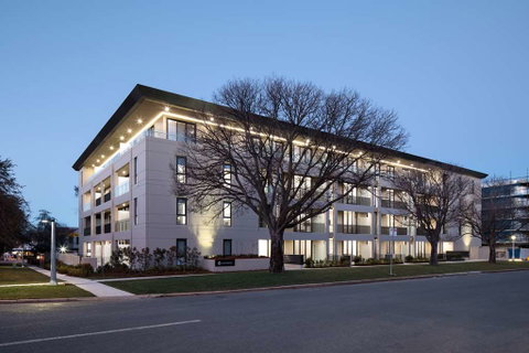 Knightsbridge Canberra - Accommodation Port Macquarie 0