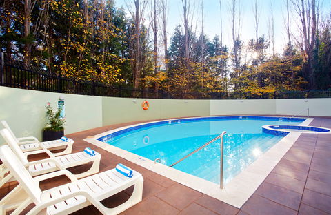Crowne Plaza Canberra - Accommodation Port Macquarie 7