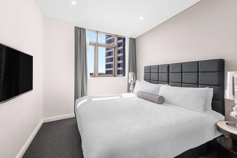 Meriton Suites Church Street, Parramatta - Accommodation Port Macquarie 6