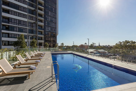 Meriton Suites Church Street, Parramatta - Accommodation Port Macquarie 16