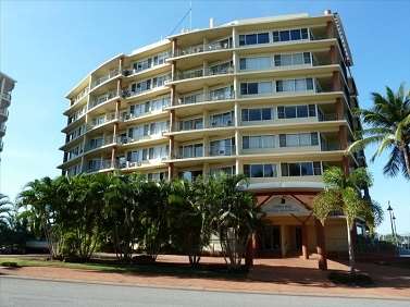 Cullen Bay Resorts - Accommodation Port Macquarie 8