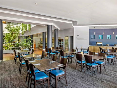 Novotel Darwin Atrium - Accommodation Port Macquarie 11
