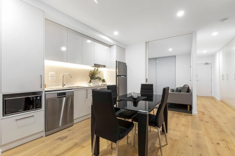 Astra Apartments Newcastle - Accommodation Port Macquarie 2
