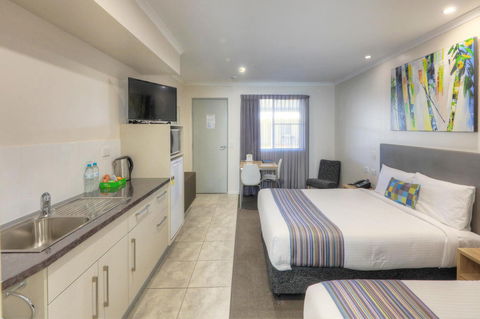 Roma Central Motel - Accommodation Port Macquarie 2