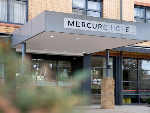 Mercure Sydney Blacktown - Accommodation Port Macquarie 1