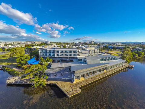 Best Western Plus North Lakes Hotel - Accommodation Port Macquarie 0