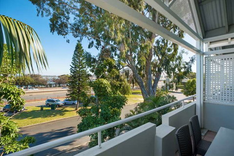 Broadwater Resort Apartments - Accommodation Port Macquarie 1