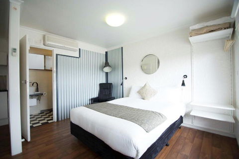 Siesta Central Apartments - Accommodation Port Macquarie 0