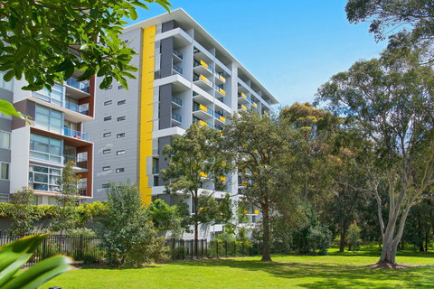 Astra Apartments MacQuarie Park - Accommodation Port Macquarie 0