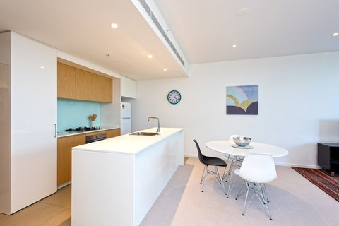 Astra Apartments MacQuarie Park - Accommodation Port Macquarie 2