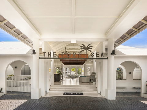 Mantra PortSea - Accommodation Port Macquarie 0