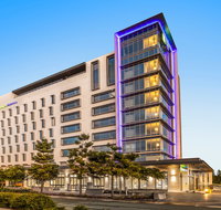 Holiday Inn Express/Stes Sunshine Coast - Accommodation Port Macquarie