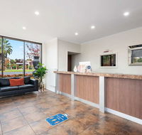 Comfort Inn Deakin Palms - Accommodation Port Macquarie