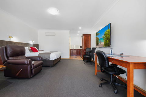 The Georgian Motor Lodge - Accommodation Port Macquarie 2