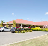 Pines Country Club Motor Inn - Accommodation Port Macquarie