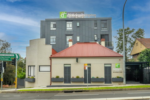 Holiday Inn Stes Parramatta Mar - Accommodation Port Macquarie 1