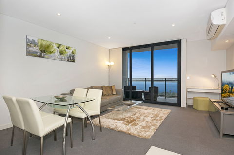 Astra Apartments Perth - Accommodation Port Macquarie 7