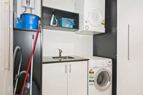 Astra Apartments Perth - Accommodation Port Macquarie 15