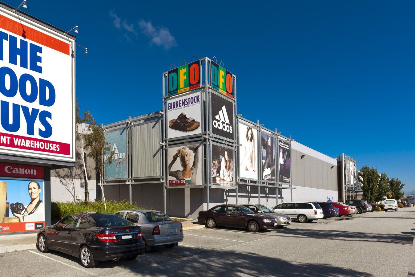 Cheltenham VIC Accommodation Port Macquarie