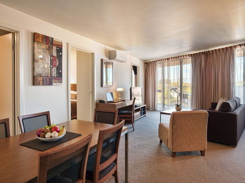 Quest Cheltenham Serviced Apartments - Accommodation Port Macquarie 3