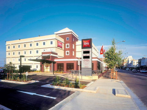 Ibis Newcastle - Accommodation Port Macquarie 0