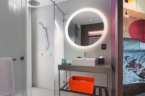 Aloft Perth - Accommodation Port Macquarie 5