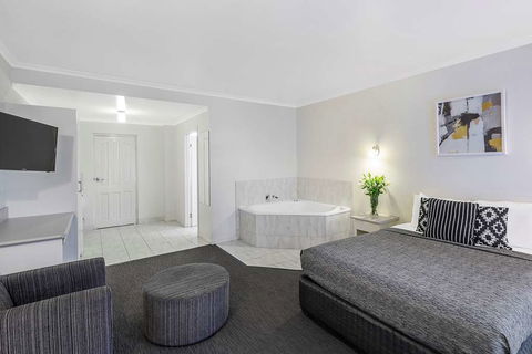 Best Western Cathedral Motor Inn - Accommodation Port Macquarie 12