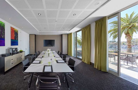 Crown Promenade Perth - Accommodation Port Macquarie 7