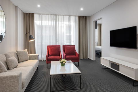 Meriton Suites North Ryde - Accommodation Port Macquarie 3