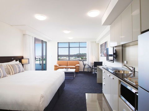 Oaks Grand Gladstone - Accommodation Port Macquarie 1