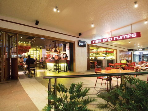 Oaks Grand Gladstone - Accommodation Port Macquarie 3