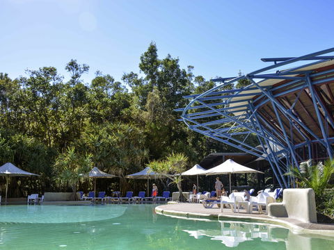 Mercure Kingfisher Bay Resort - Accommodation Port Macquarie 0