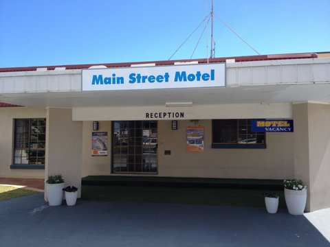 Main Street Motel - Accommodation Port Macquarie 0