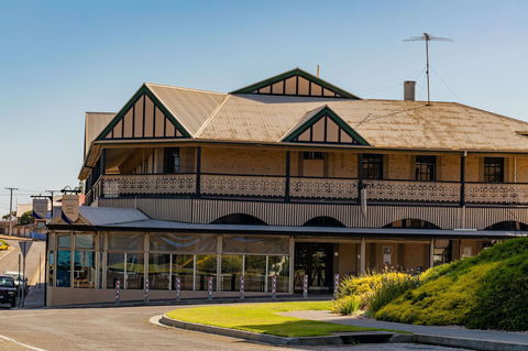 Aurora Ozone Hotel - Accommodation Port Macquarie 1