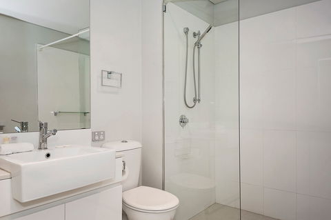 Astra Apartments Perth - Accommodation Port Macquarie 2