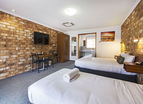 Clare Central Motel - Accommodation Port Macquarie 1