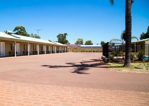 Pinjarra Resort - Accommodation Port Macquarie 2