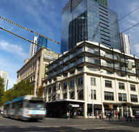 City Edge East Melbourne Serviced Apartm - Accommodation Port Macquarie