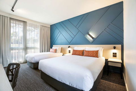 Nightcap At Sandown Park Hotel - Accommodation Port Macquarie 1
