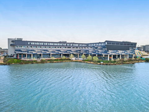 Mercure Melbourne Caroline Springs - Accommodation Port Macquarie 0