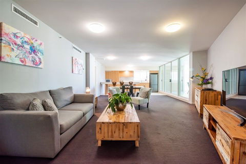 Lanai Riverside Apartments - Accommodation Port Macquarie 8
