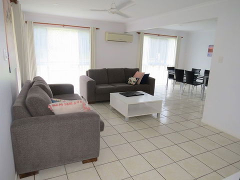 The Shores Holiday Apartments - Accommodation Port Macquarie 3